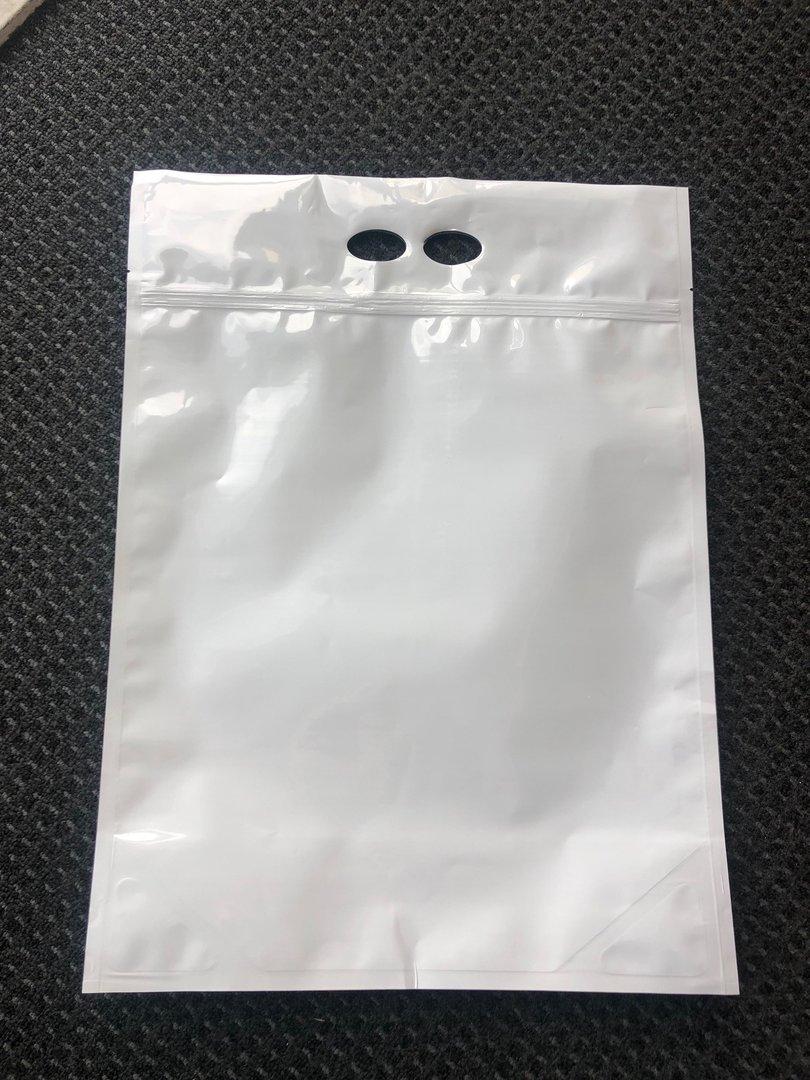 Stand Up Pouch 5kg Shiny White both sides with Zip no Valve w Die Cut Handle 400w x 550h (90 + 90)g